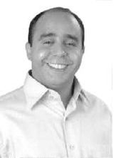 Adler Girão