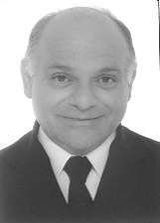 Professor Robson Esteves