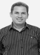 Prof. Valdy