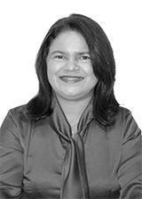 Sandira Milhomem
