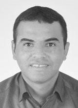 Professor Renaildo