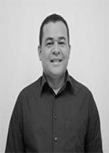 Dr. Gustavo Brandão