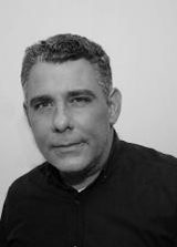 Dr. Valadares