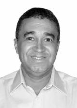 Ayrton Araújo