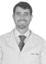 Dr. André