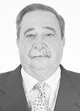 Dr. Fernando