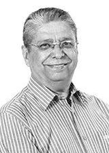 Dr. Valdivino