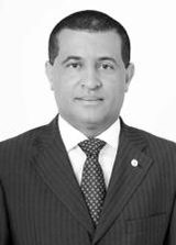 Mauro César