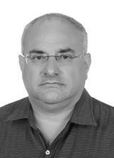 Professor Julio Tavares