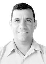 Gustavo de Castro