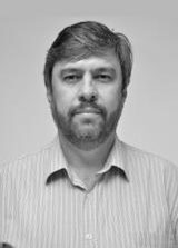 Dr. César