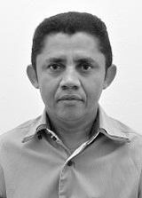 Professor Deuseval Borges