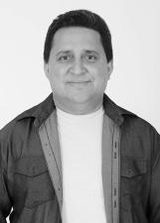 Professor Elizeu