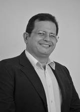 Dr. Andre Lima