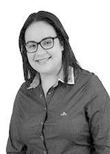 Prof. Letícia Barreto