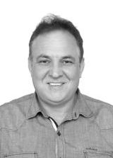 Valdir Oliveira