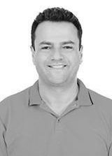 Professor Ivan Bernardo