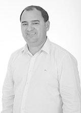 Jair Stange