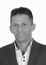 Eduardo Santana