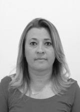 Dr. Carla Santos