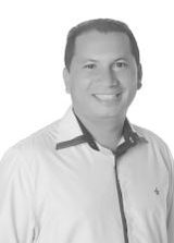 Walter Fernandes