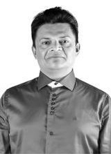 Professor Karlinhos Alves