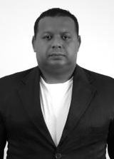 Josue Té