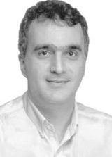 Dr. Carlos Eduardo