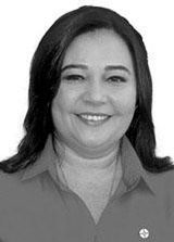 Edna Santiago