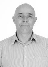 Nivio Chaves