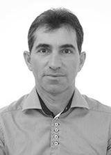 Cezar Pias