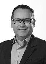 Professor Emerson Ortiz