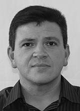 Professor Marcos Creminácio