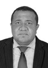 Dr. Jucelio
