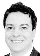 Dr Marco Camargo