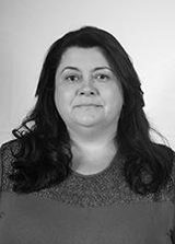 Prof. Adriana Ribeiro