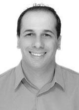 Prof Leandro