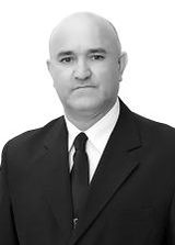 Dr Antonio