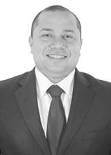 Dr Flavio Santos