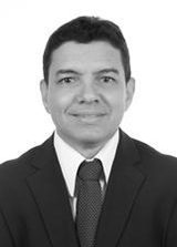 Professor Luzimar
