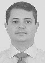 Dr Marcell Fernandez