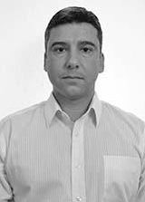 Dr Carlos Weverton