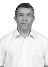 Professor Adeilson