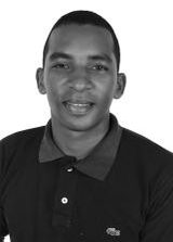 Luis Sharles