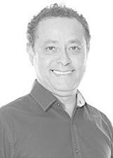 Dr Elias Natan