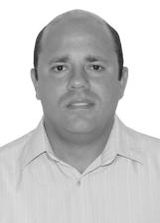 Professor Leandro