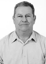 Dr. Mauricio