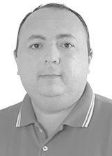 Professor Marcos Furtado
