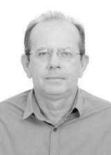 Célio Carneiro