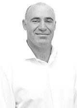 Cezar Lazaro